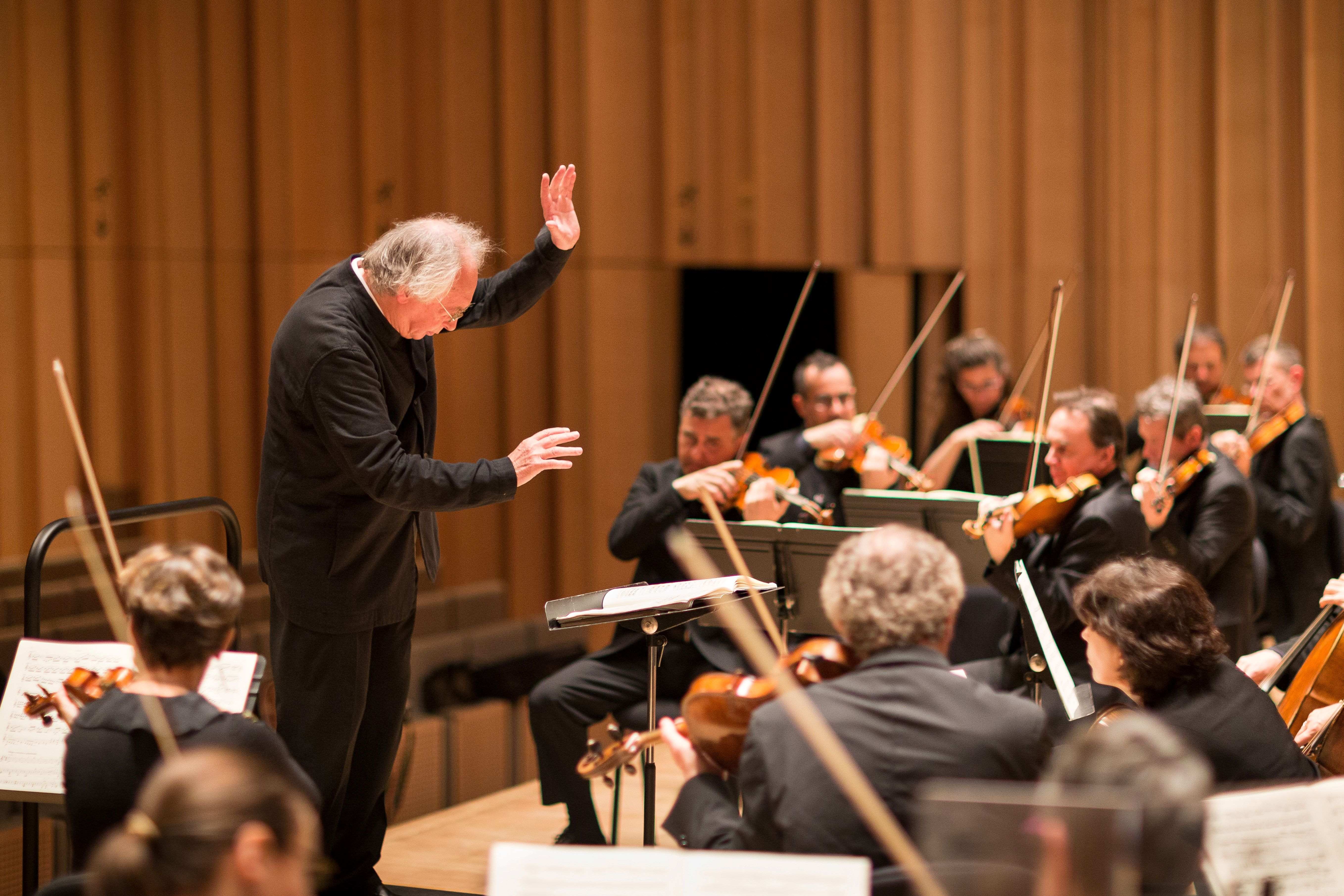 Philippe Herreweghe e Orchestre des Champs-Elysées_ Photo_ Arthur_Pequin