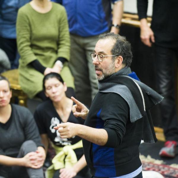 Barrie Kosky durante le prove dell’Evgenij Onegin