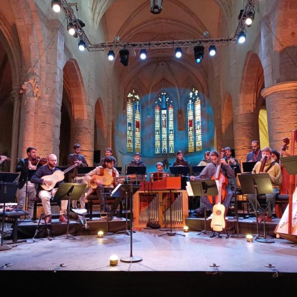 Cantoria durante la prova nella Abbatiale di Ambronay (foto di Paolo Scarnecchia)