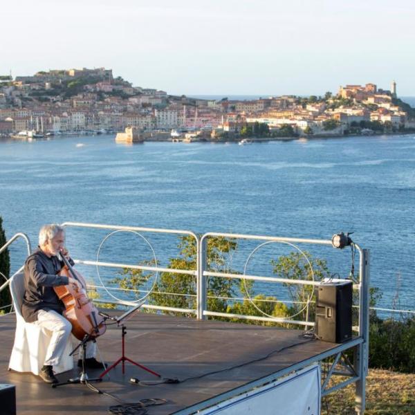 Mario Brunello - Portoferraio (foto Andrea Messana)