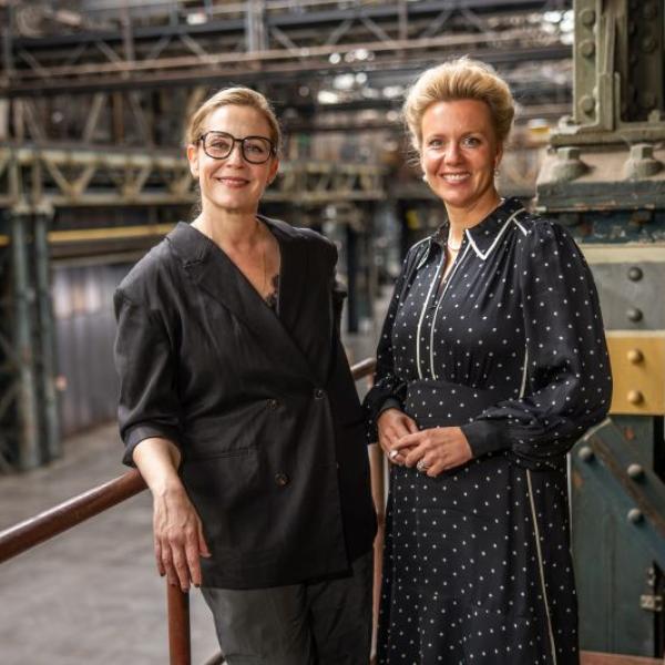 Lydia Steier e Ina Karr