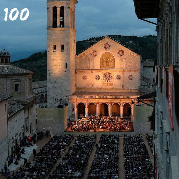 Spoleto: concerto in Piazza Duomo