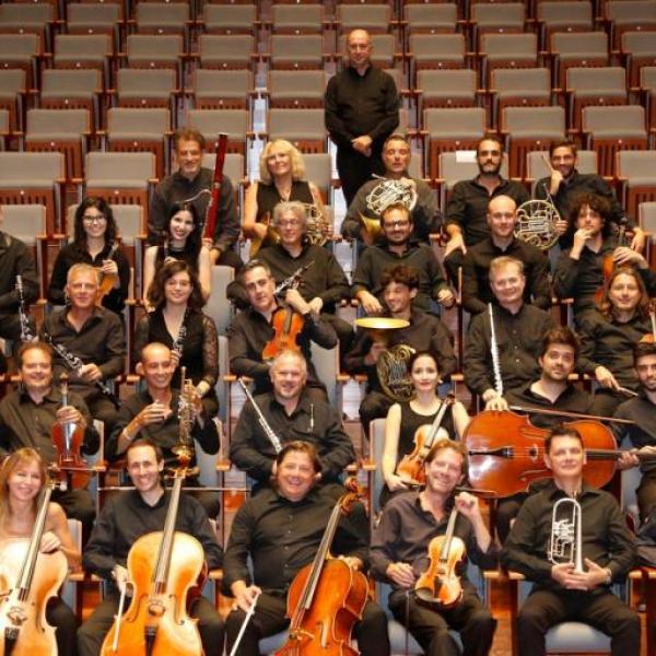 Marco Angius e l'Orchestra di Padova e del Veneto (foto Carlo Bonazza)