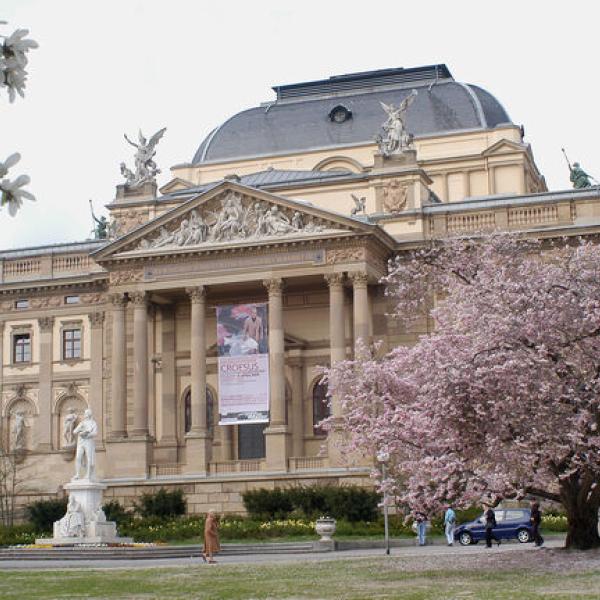 Hessisches Staatsheater di Wiesbaden (Foto Martin Kaufhold)