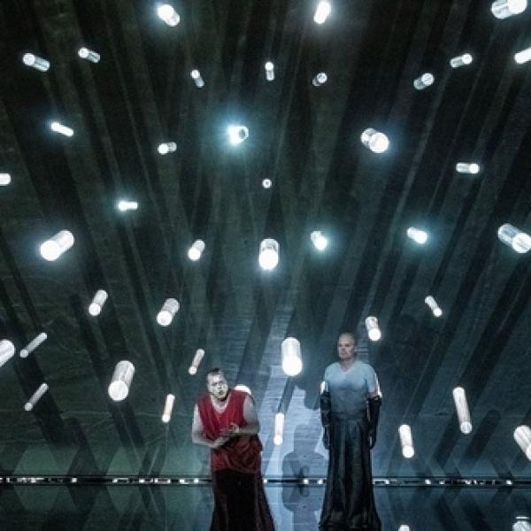 Tristan und Isolde (Foto Rocco Casaluci)