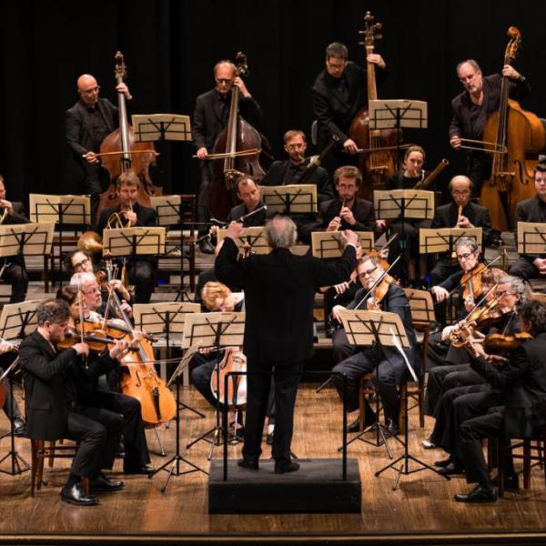 Philippe Herreweghe e l’Orchestre des Champs-Elysées (Foto Eleonora Dottorini)