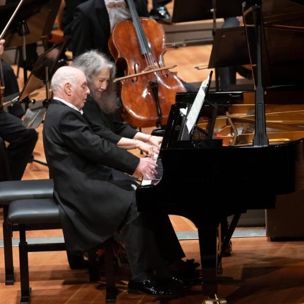 Martha Argerich e Daniel Barenboim (Foto Monika Rittershaus)