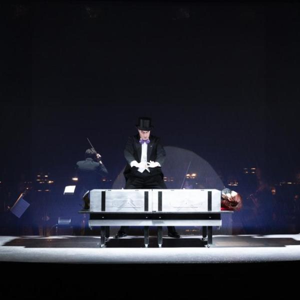 Faust et Hélène (Foto Nils Heck)