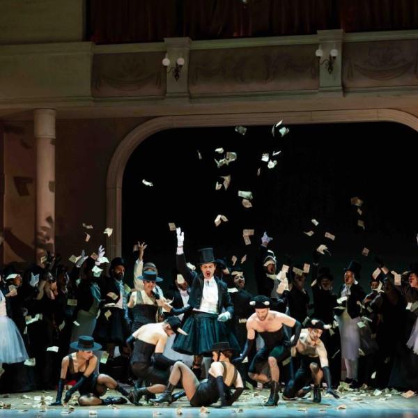 La Traviata (Foto Delphine Perrin  ANGERS NANTES OPERA)