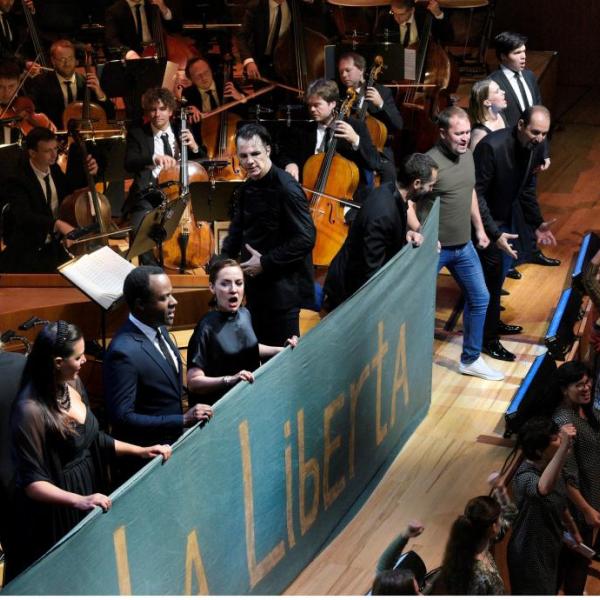 Currentzis a Lucerna (Foto Peter Fischli)