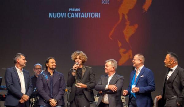Emanuele Conte, vincitore dell’edizione 2023 11° Premio Pierangelo Bertoli - Edizione 2024