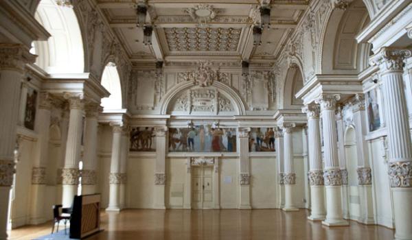 Foyer del Teatro Nuovo Gian Carlo Menotti di Spoleto (Perugia) 75ma edizione del concorso "Comunità Europea” per Giovani Cantanti Lirici