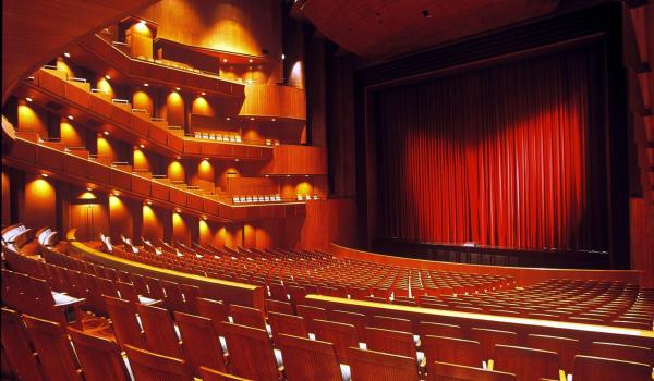 New National Theatre di Tokyo - Opera Palace New National Theatre di Tokyo - Opera Palace
