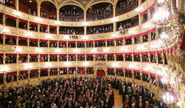 Il Teatro Verdi di Trieste