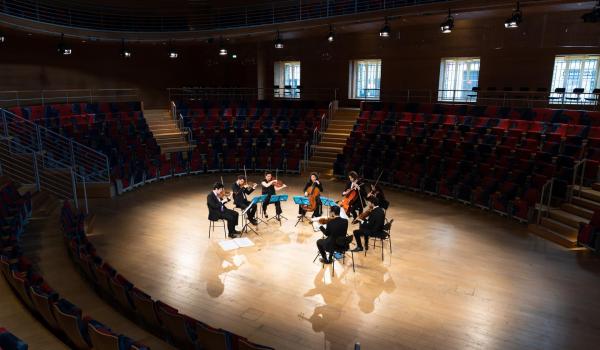 West Eastern Divan Ensemble nella Pierre Boulez Saal(Foto Peter Adamik)