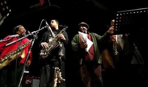 L'omaggio a Curtis Mayfield (foto Luciano Rossetti/Phocus Agency) L'omaggio a Curtis Mayfield (foto Luciano Rossetti/Phocus Agency)