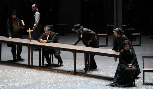 (Roberto Ricci, Teatro Regio di Parma) (Roberto Ricci, Teatro Regio di Parma)