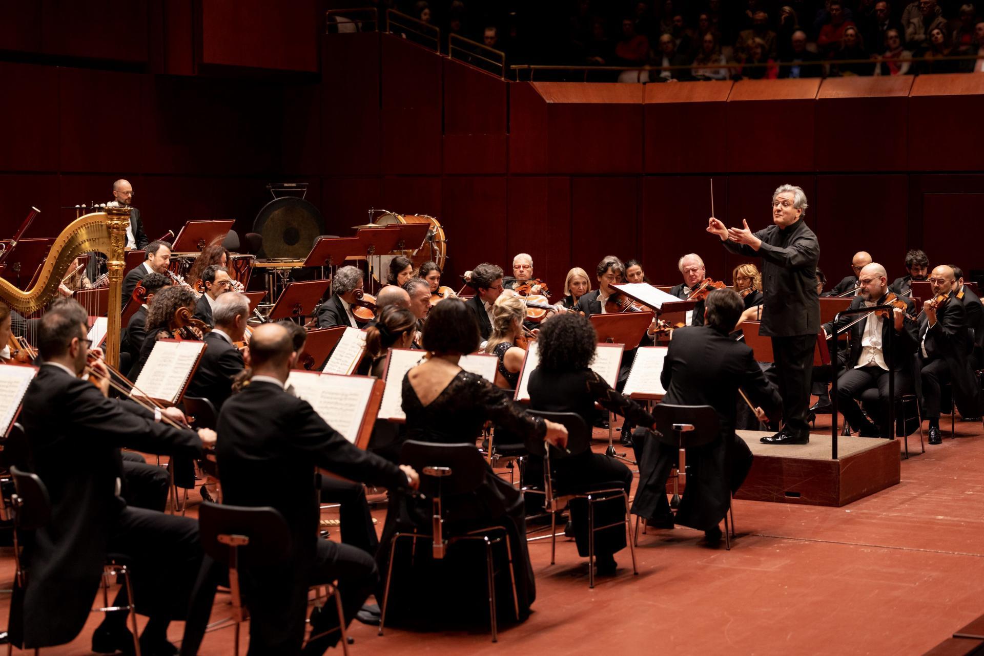 Antonio Pappano, Orchestra dell'Accademia di Santa Cecilia (foto Salar Baygan) Antonio Pappano, Orchestra dell'Accademia di Santa Cecilia (foto Salar Baygan)