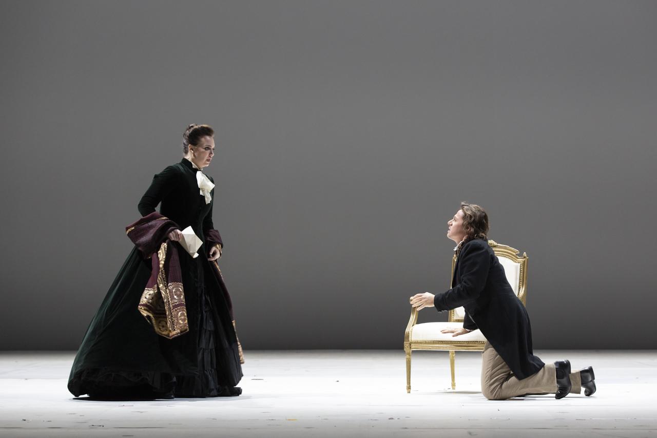 Evgenij Onegin (Foto Yasuko Kageyama) Evgenij Onegin (Foto Yasuko Kageyama)