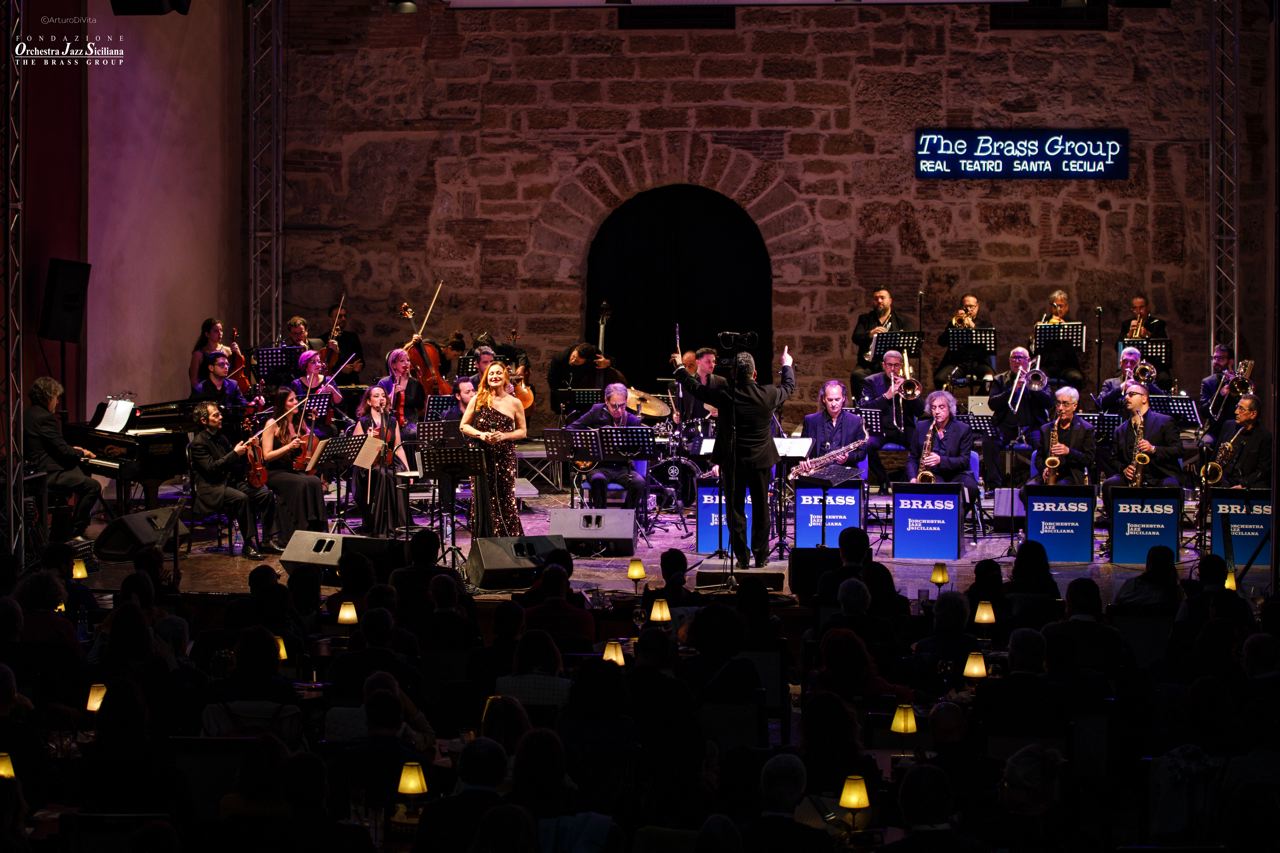 L'Orchestra Jazz Siciliana al Real Teatro Santa Cecilia sede della Fondazione