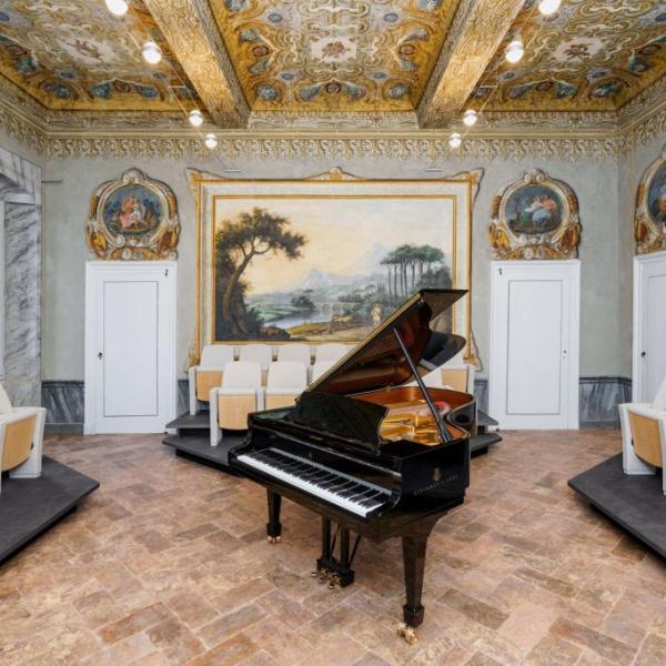 Sala Stradivari Palazzo Stauffer (foto Fondazione Stauffer - Melania Dalle Grave e Piercarlo Quecchia - DSL Studio)