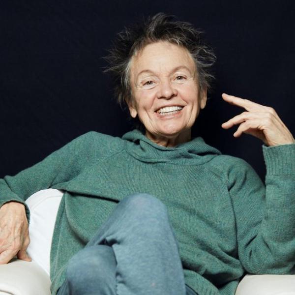 Laurie Anderson (foto Stephanie Diani)