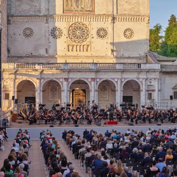 Spoleto: il concerto finale in Piazza del Duomo