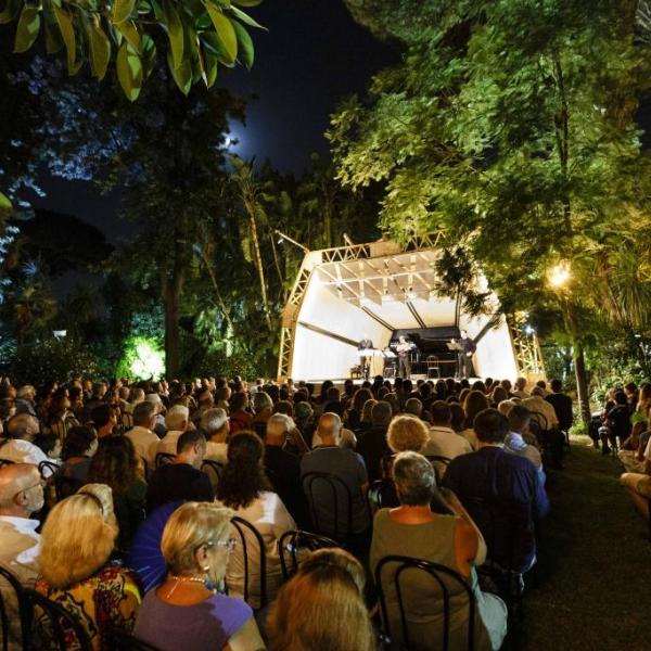 Un concerto a Villa Pennisi