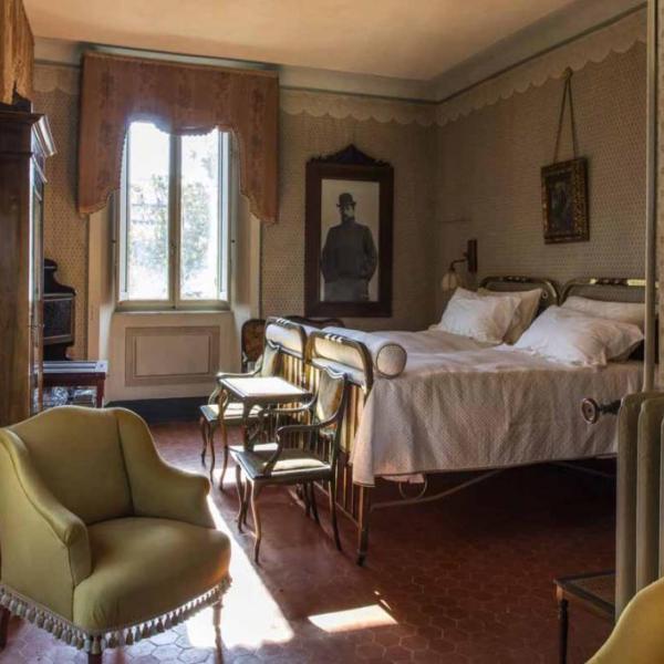 La camera da letto di Villa Puccini a Torre del Lago