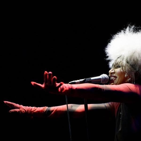 Lady Blackbird (foto Fondazione Musica per Roma: Musacchio/Ianniello/Pasqualini/Fucilla)