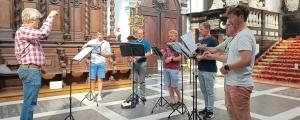 The Binchois Consort durante la prova nella Sint-Pauluskerk (foto di Paolo Scarnecchia)